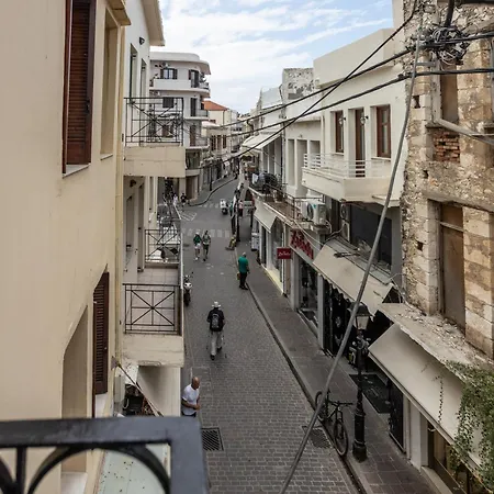 公寓 Quaint Coastal Lofts *