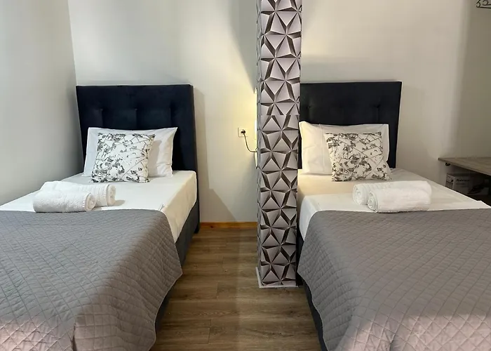 Quaint Coastal Lofts Apartment