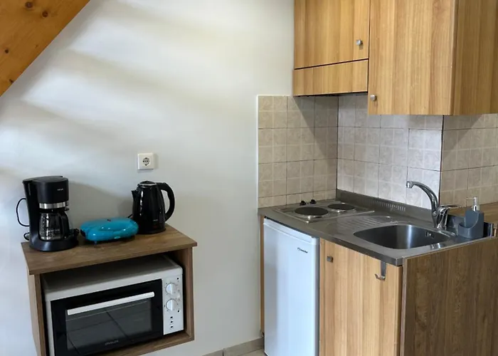 Quaint Coastal Lofts Rethymno (Crete)