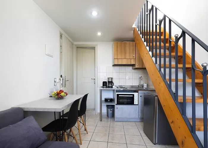 Quaint Coastal Lofts Rethymno (Crete)