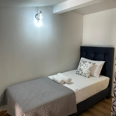 Quaint Coastal Lofts Lägenhet