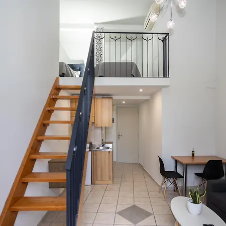 Quaint Coastal Lofts *