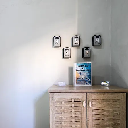 Quaint Coastal Lofts דירה *